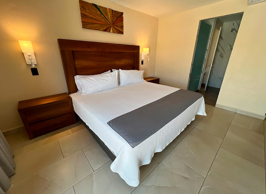 MASTER SUITE_0001_11