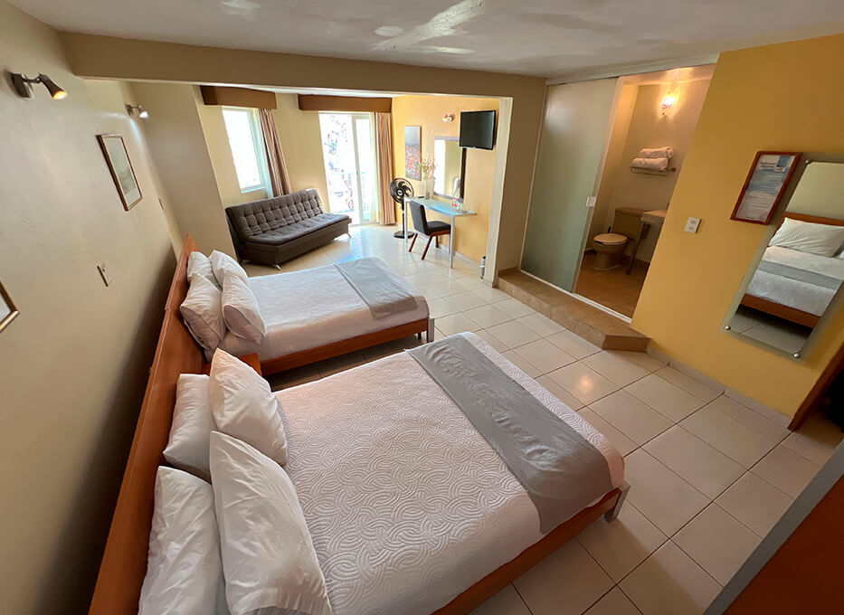 jr Suite_0004_6